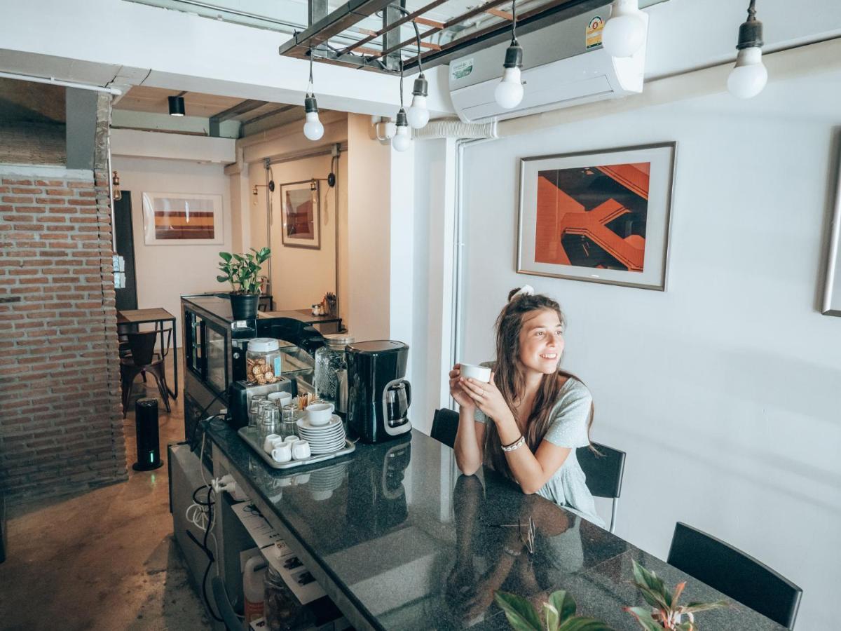 Haus Sathorn 11 Residence Bangkok Ngoại thất bức ảnh